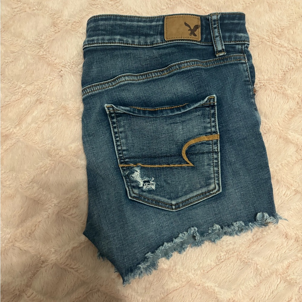 American Eagle distressed midi shorts, Size 12